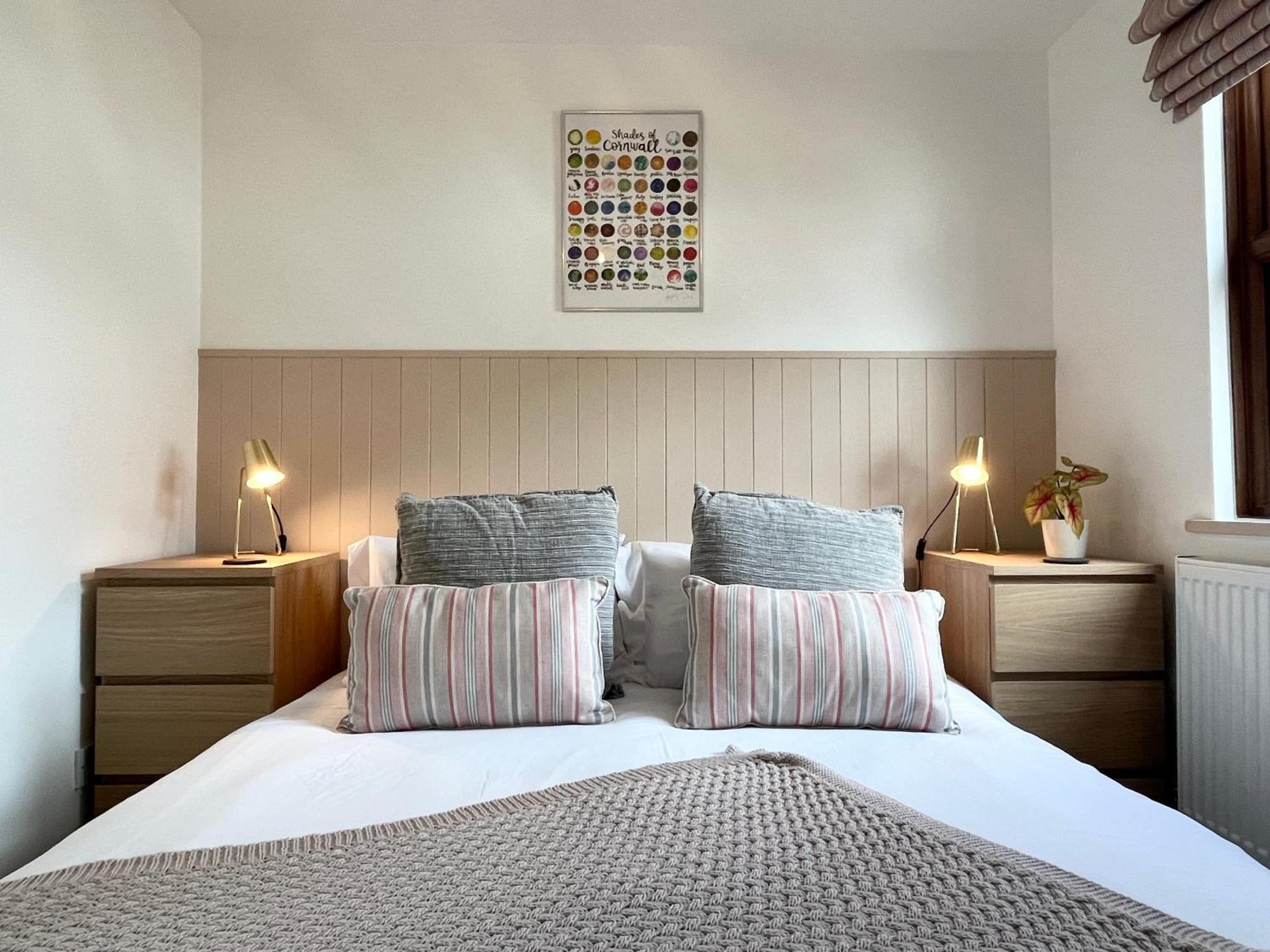 Mariner's Cottage~cozy Nook Close To The Sea Sleeps 4 Holiday home