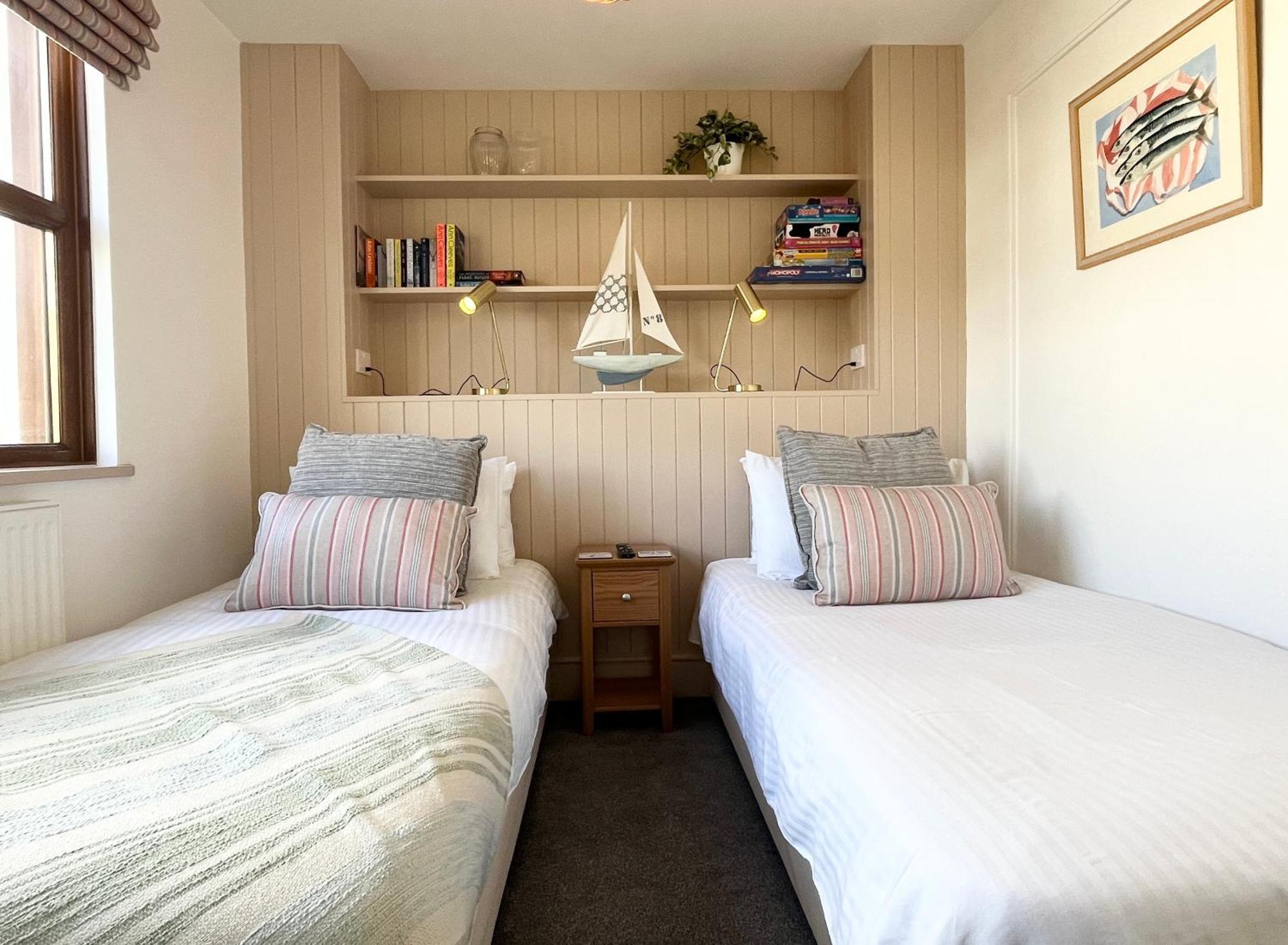 Mariner's Cottage~cozy Nook Close To The Sea Sleeps 4 Penzance
